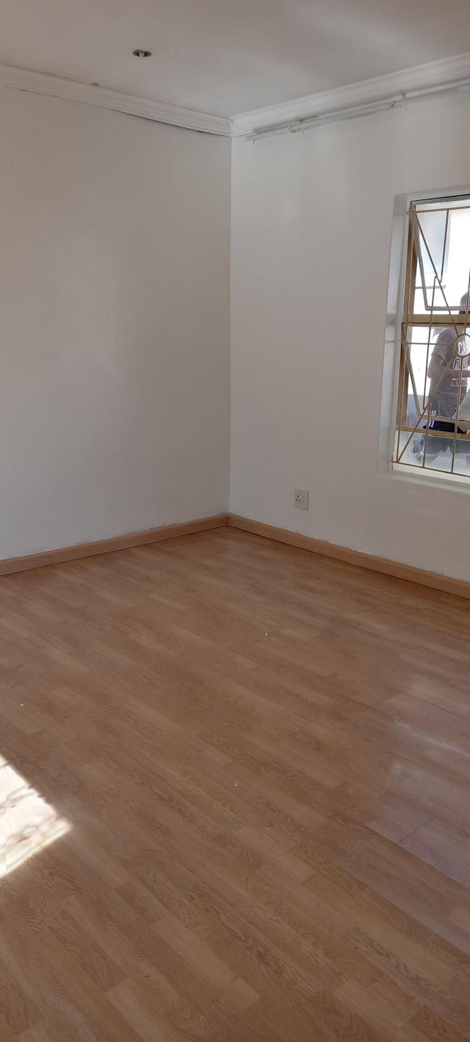 Photo of NEMULALO SOLOMON's room