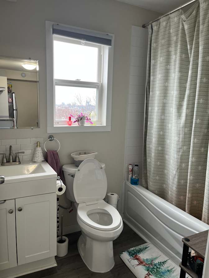 Photo of Taryn's room