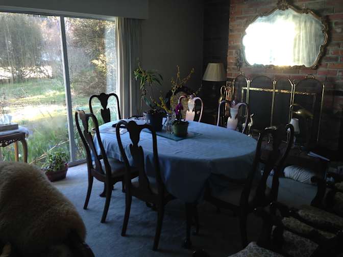 Tsawwassen House's room