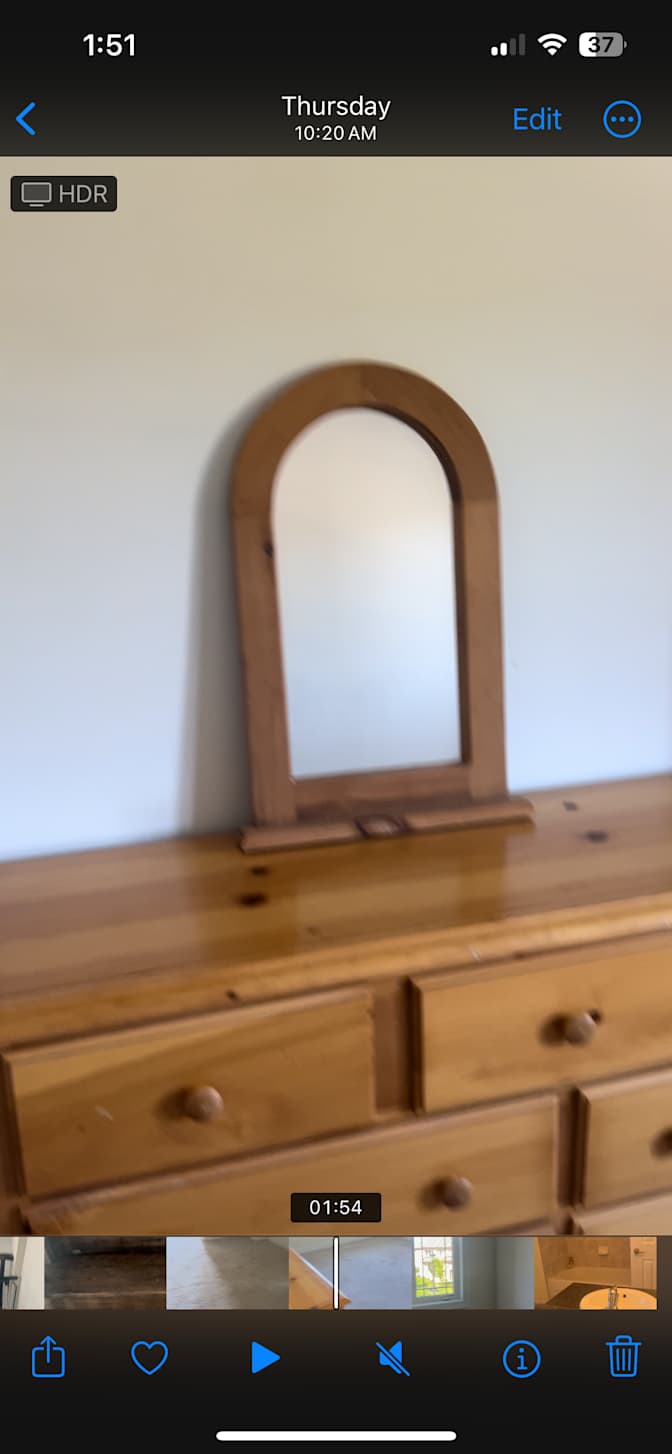 julia chappell's room