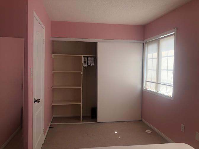 Photo of Glen's room