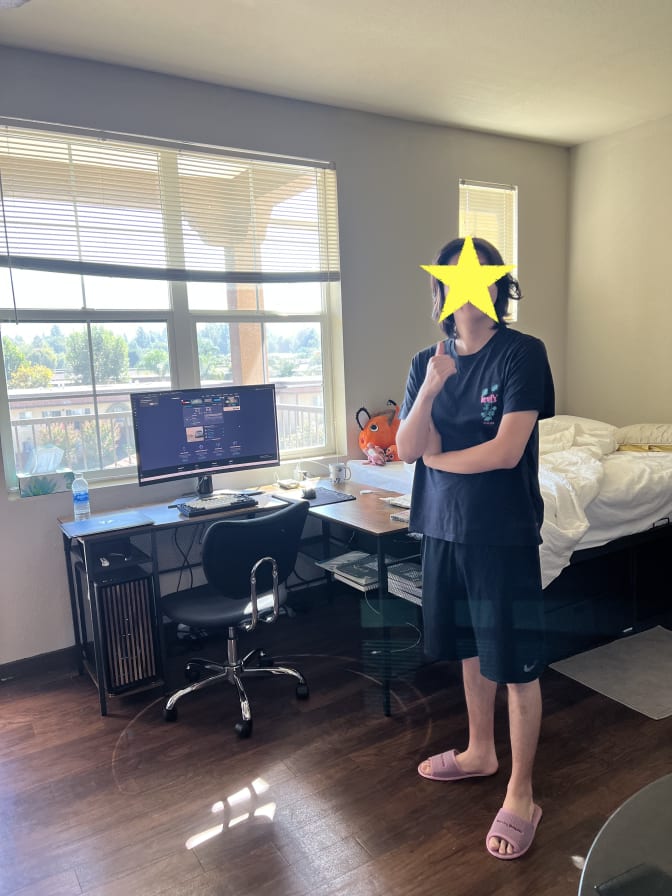 Photo of Jenny Kang's room