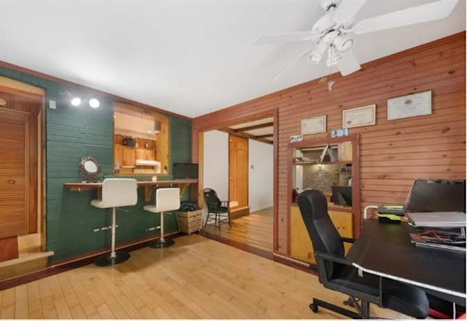 Photo of kathy Madigan's room