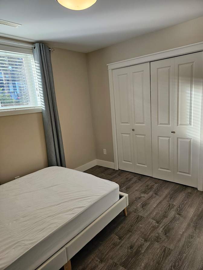 Shirley Hwang's room