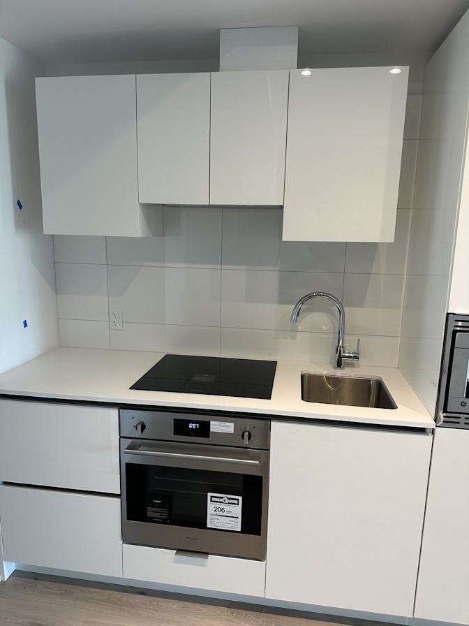 Alexander Lee's room