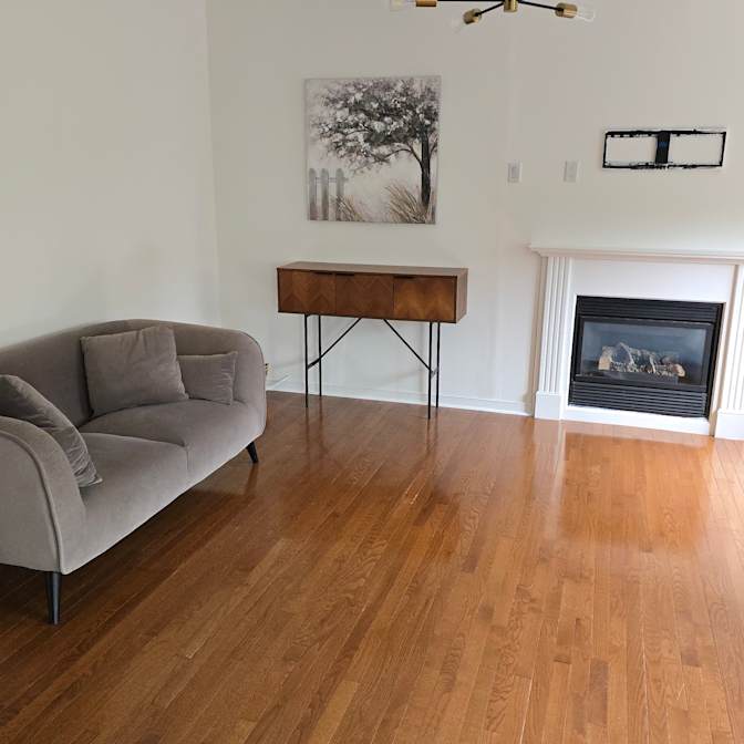 Amir Tabriznia's room