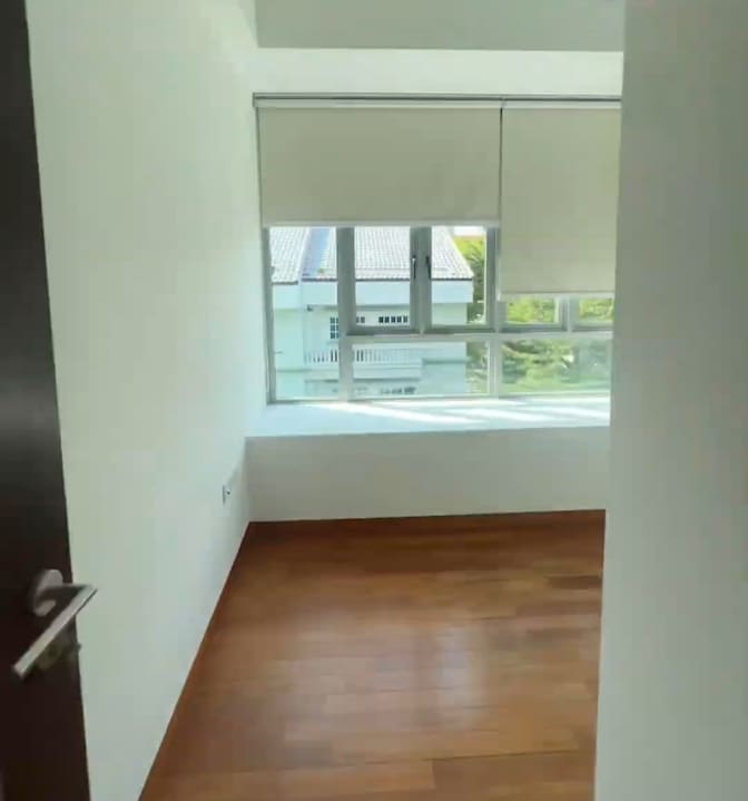 Photo of Capt. Akee's room