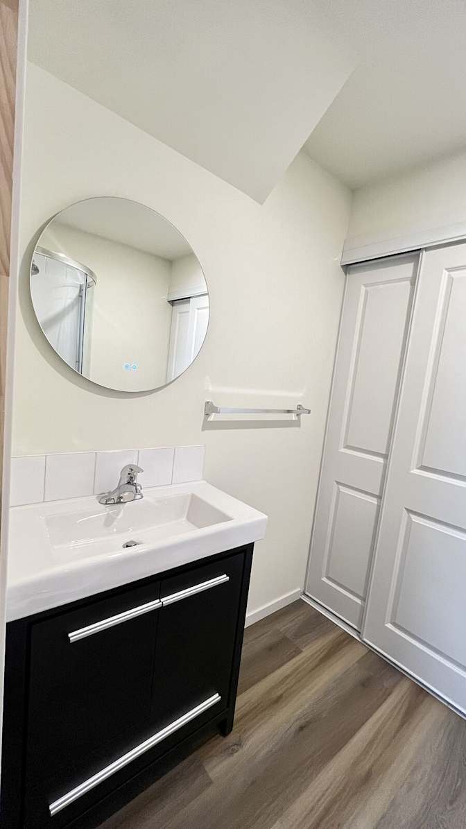 Meng Qiong Huang's room