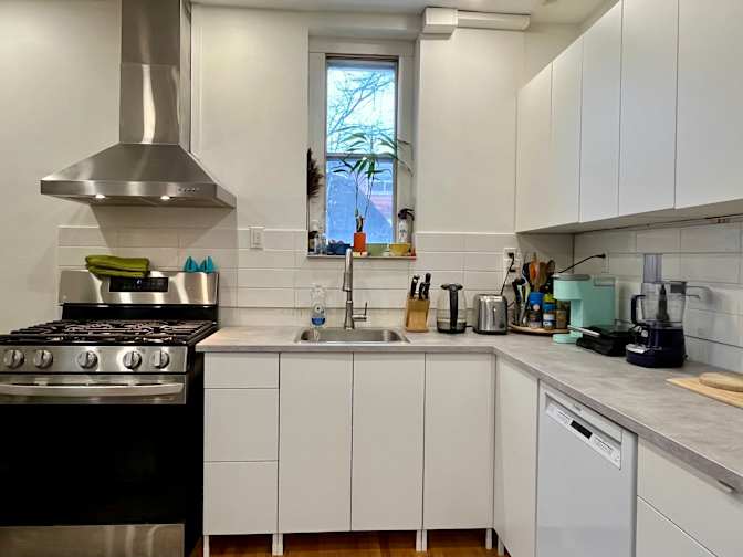 Stavros Stavropoulos's room