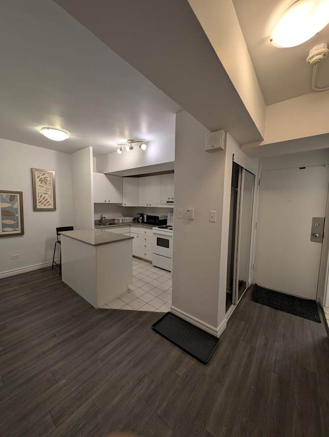 Maxenss Laouiti Delos's room