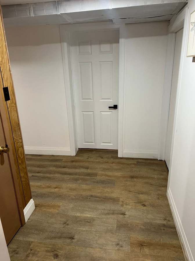 Miguel Sandoval's room