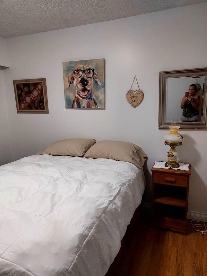 Gare and Debra  Dare's room