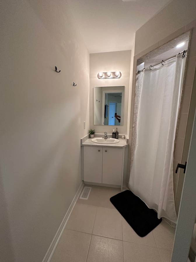 Photo of Tharsan's room