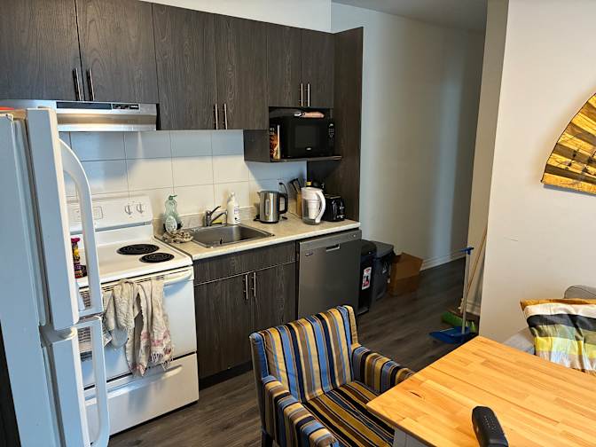 VALENTIN PELOUZET's room