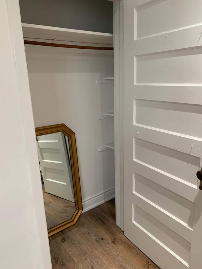 Room share to rent East End, Ontario M4J 3J3 A wel... Roomies.ca