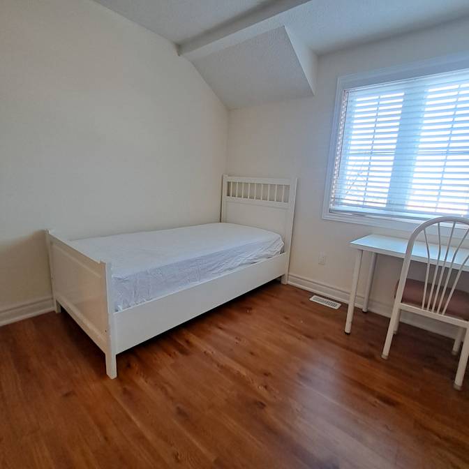 Misbah Mazhar's room