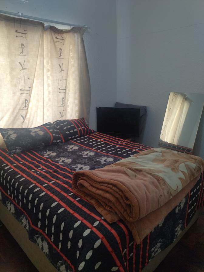 Photo of Arny's room