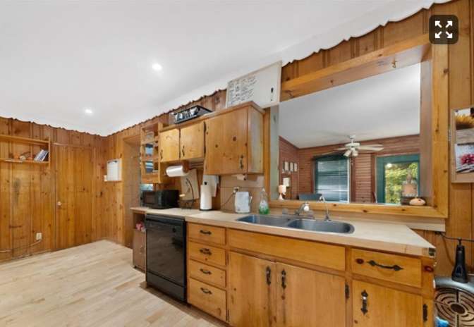 Photo of kathy Madigan's room