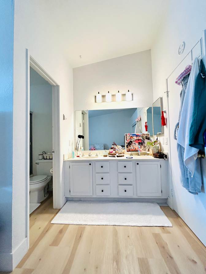 Photo of Viviana's room