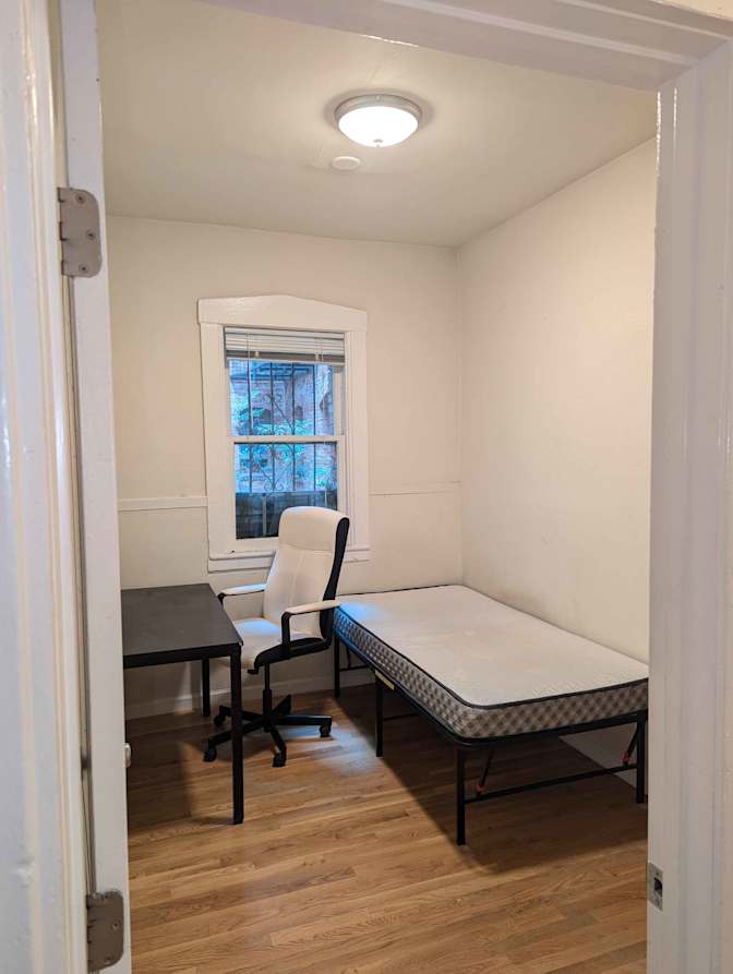 Photo of Javonni's room