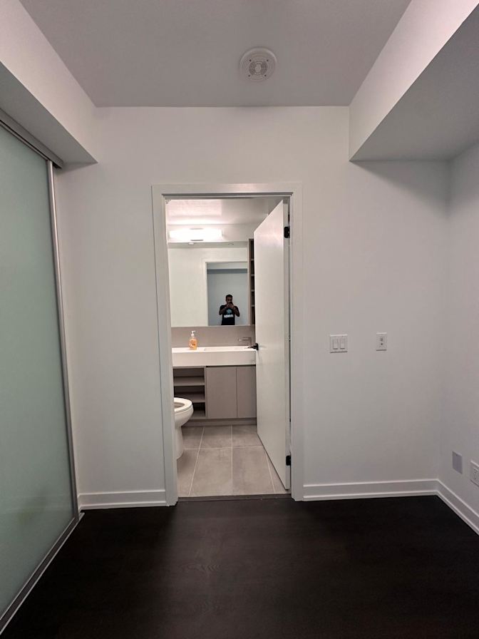 Kavisha Tamhane's room