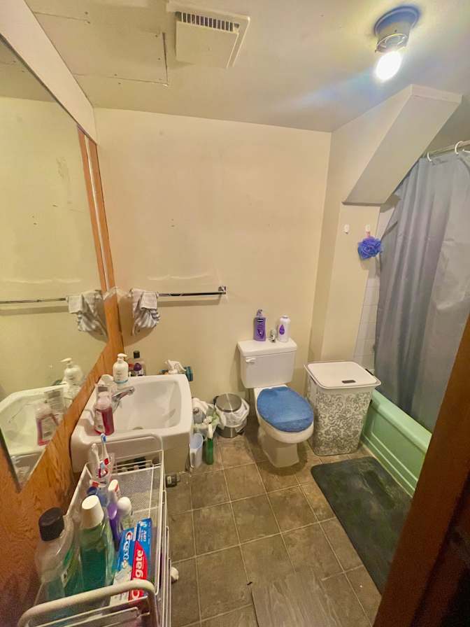 Syeda Fardina's room