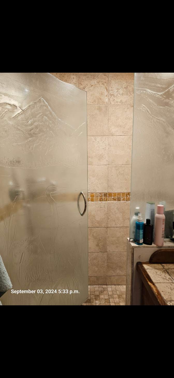 Suzanne Del RIZZO's room