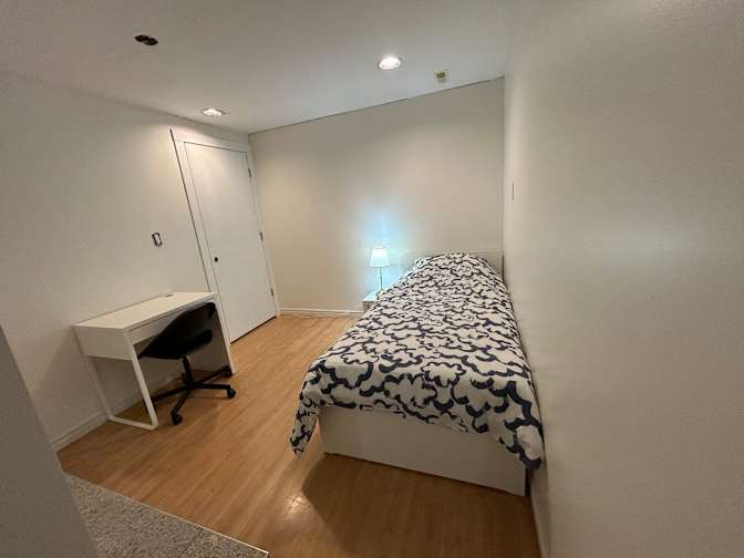 Photo of Shirin's room