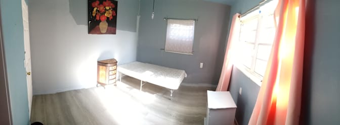 Photo of Ray's room