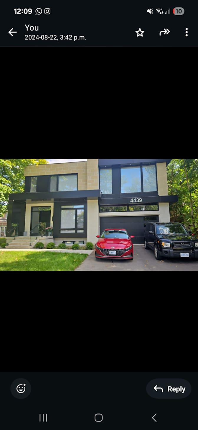 Lahnice Brereton's room