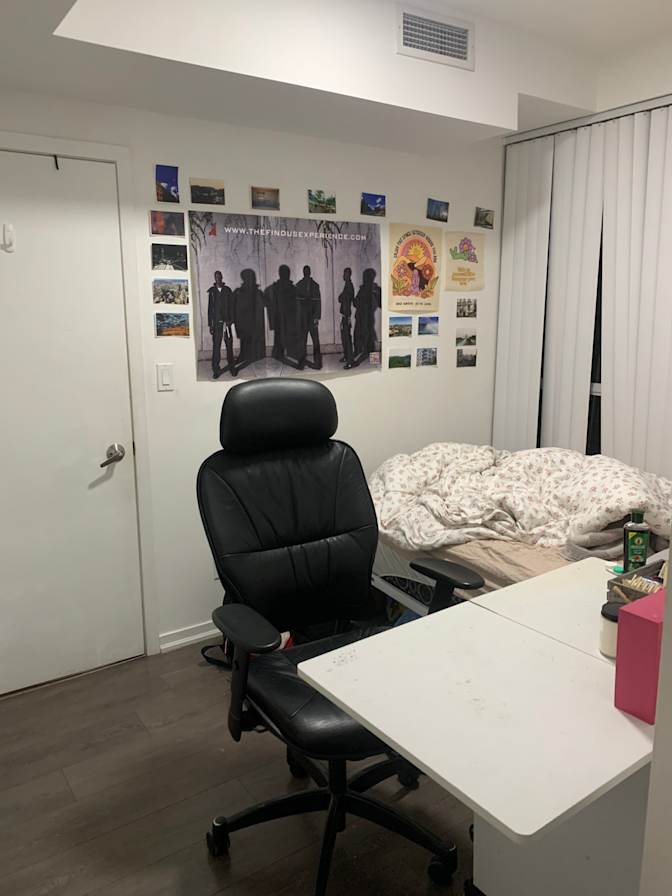 Reet Malhotra's room