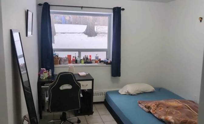 Diksha Rajendra Gupte's room