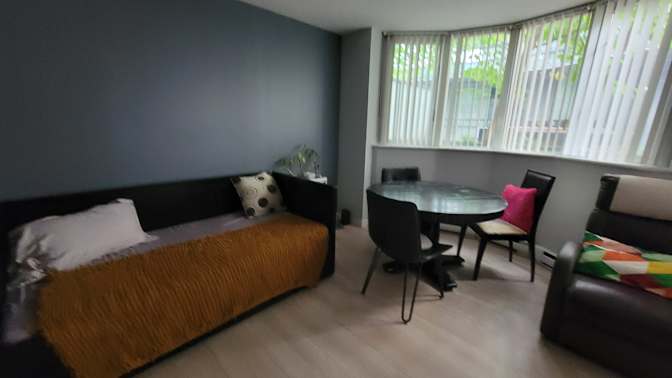 Brenda Evangelista's room