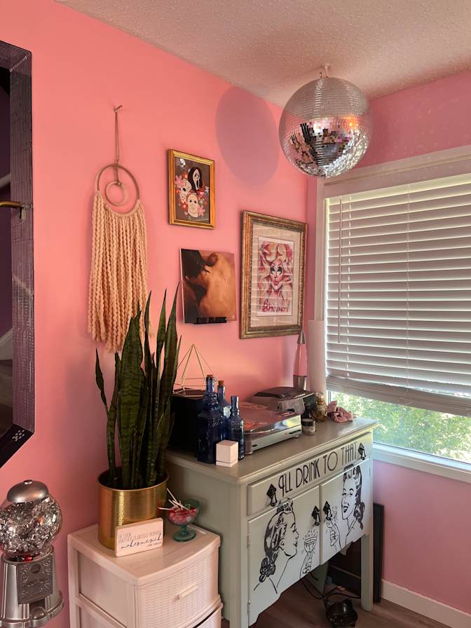 Meghan and Jessica's room