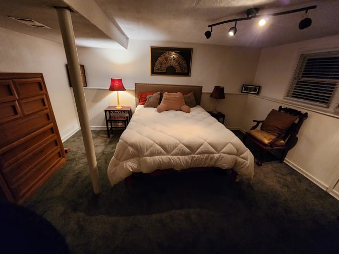 Photo of Earl's room