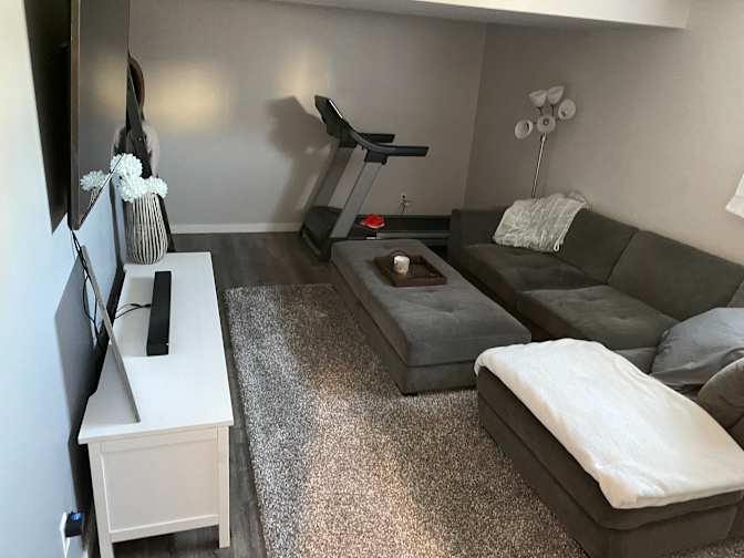 Desirae Johnson's room