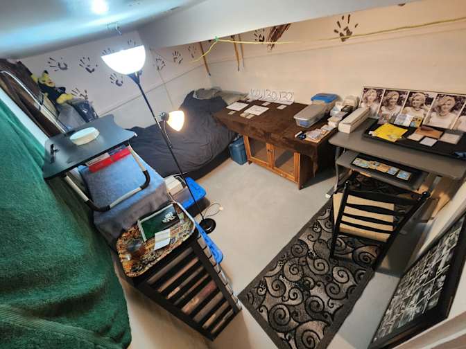 Kevin Dunsford's room