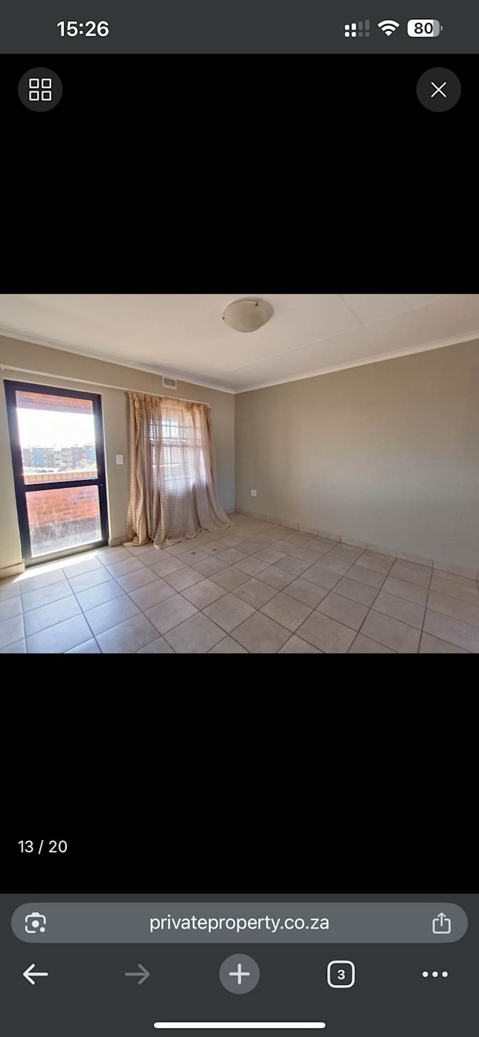 Photo of mogedi phillip's room
