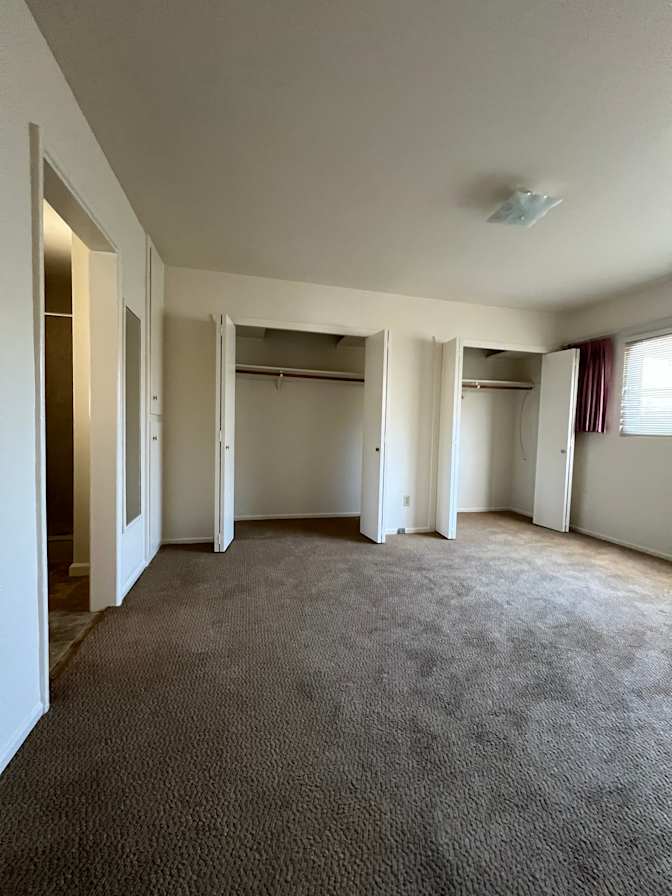 Private room to rent in share house Burbank, Califo...