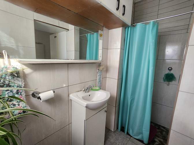 Photo of Dez's room