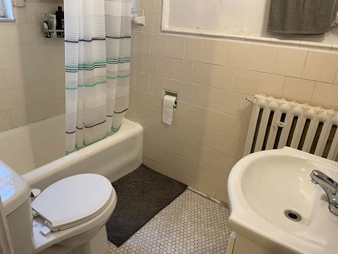 Eliana Ilieva's room