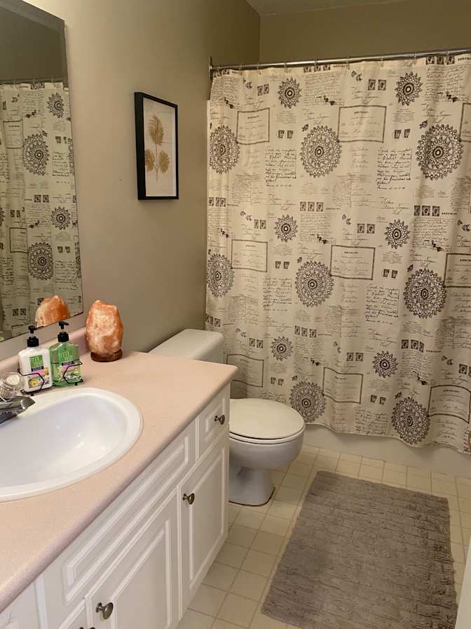 Phoenix Alexandra's room