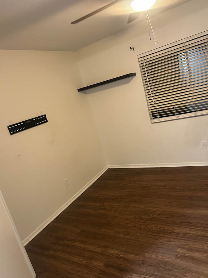 Photo of Harris Wonder's room