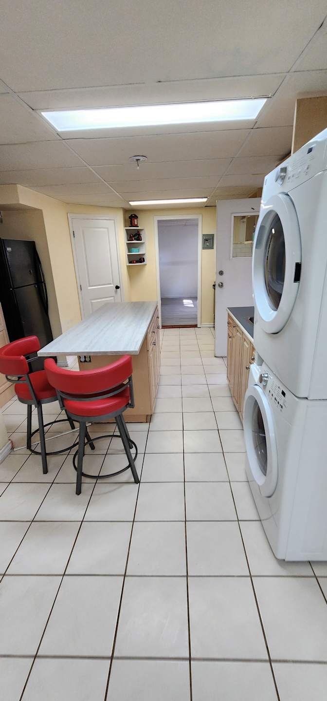 Lyen Mortensen's room