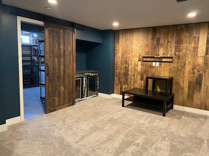 Photo of Cale Tamagi's room