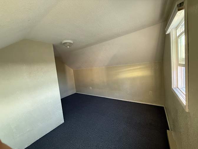 Photo of Taylor's room