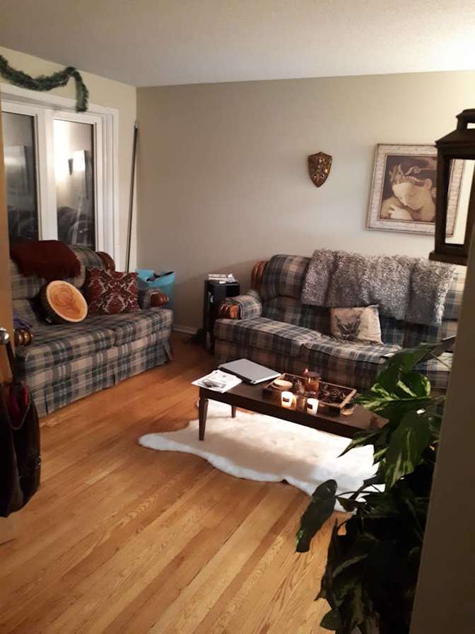 Julia A Taylor's room