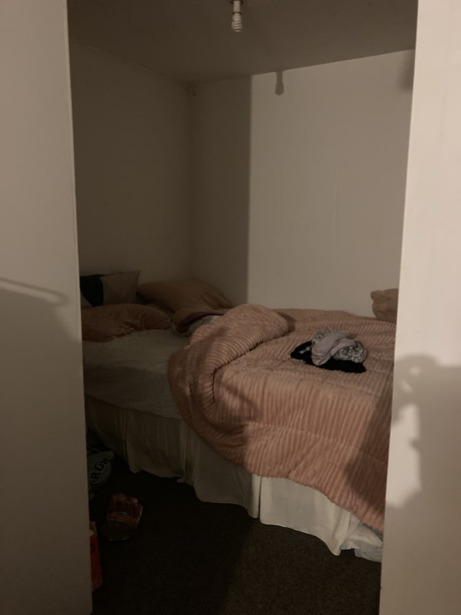 Photo of Mackenzie-Jayne's room