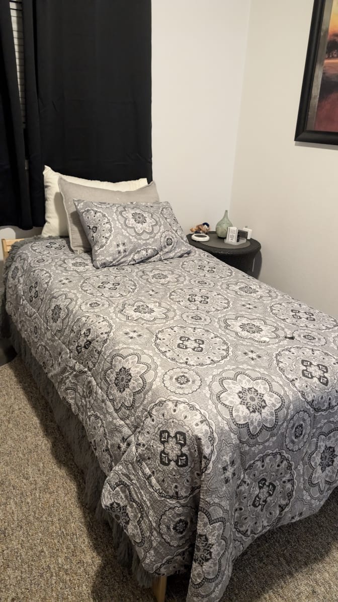 Photo of Shannon Henson's room