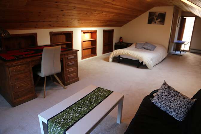 Photo of Suzanne Villeneuve's room